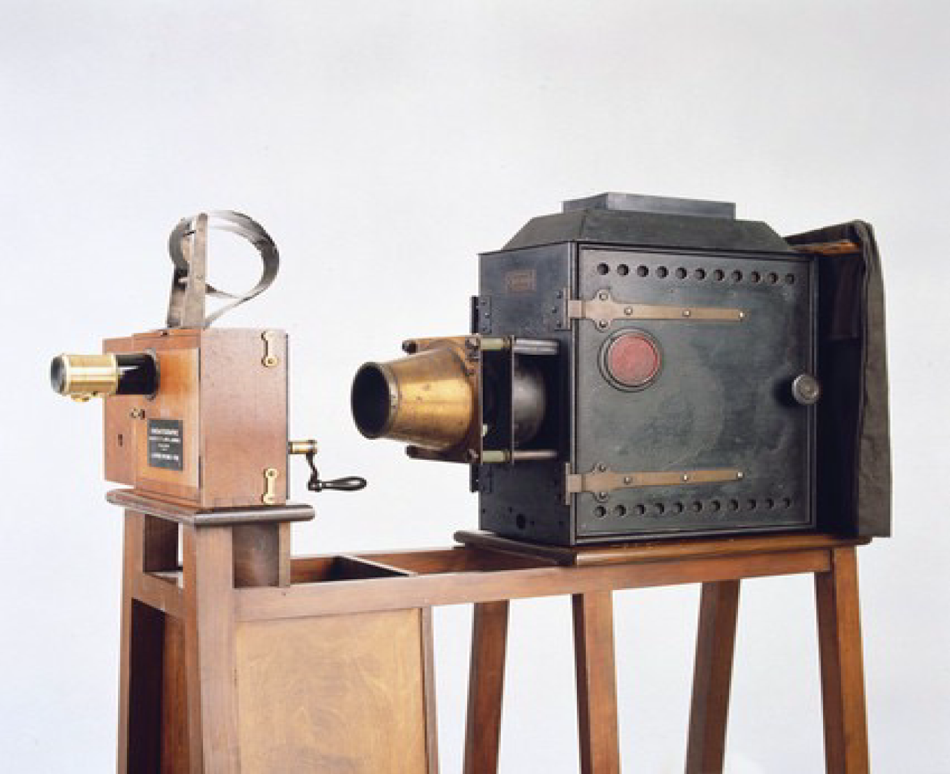 CLASS/Semester 1/Cinema Studies/Courses/Class 1/Pics/Pasted image 20240903172118.png